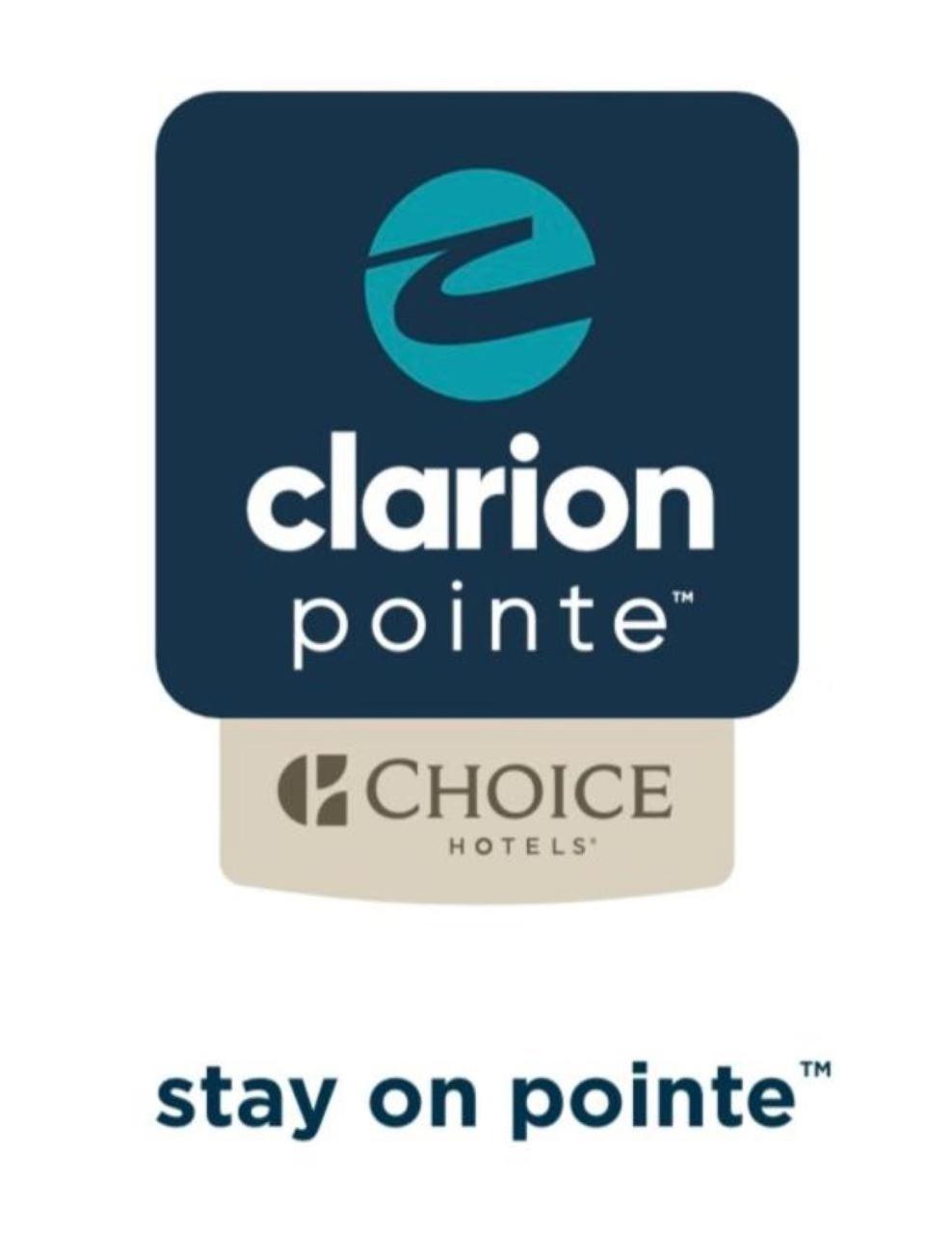 Hotel Clarion Pointe Milwaukee Esterno foto